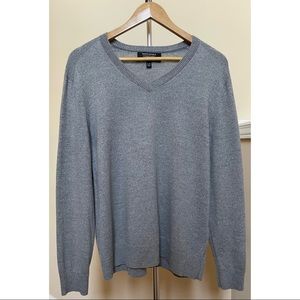 Banana Republic V Neck Sweater (Men’s L)